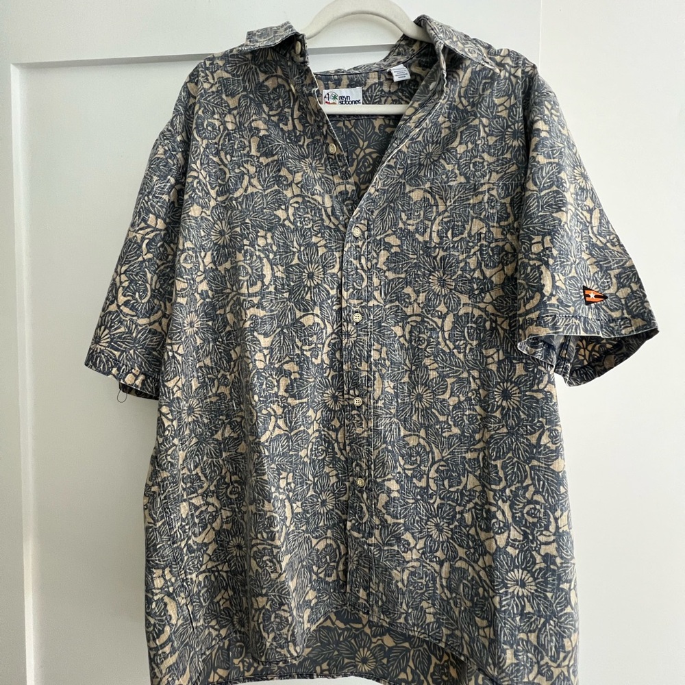 Reyn Spooner Blue and Cream Casual Button Down Shirt